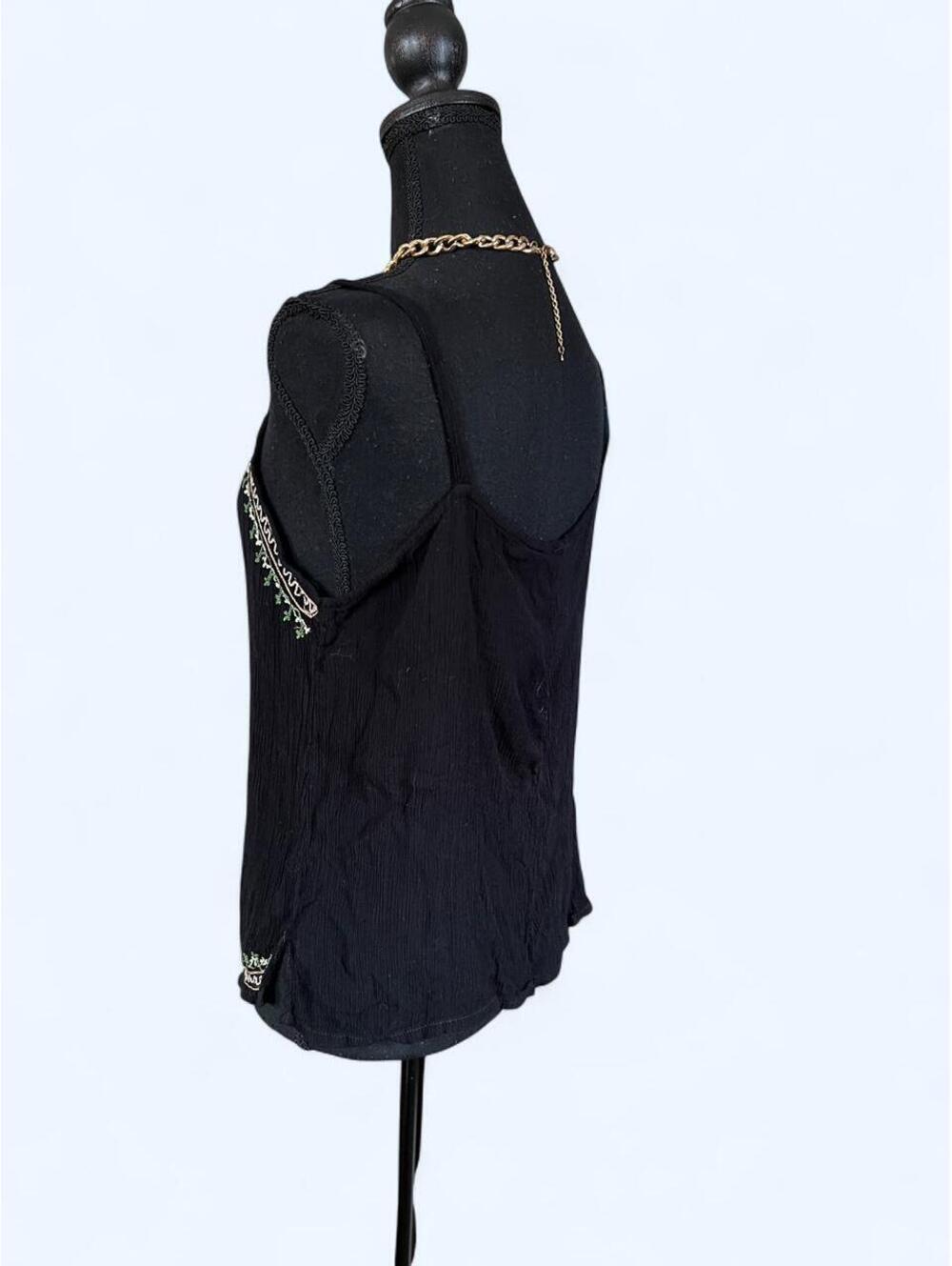 Vintage 1970s Boho Embroidered Black Gauze Tank Top Size Small 🖤 - Picture 3 of 4